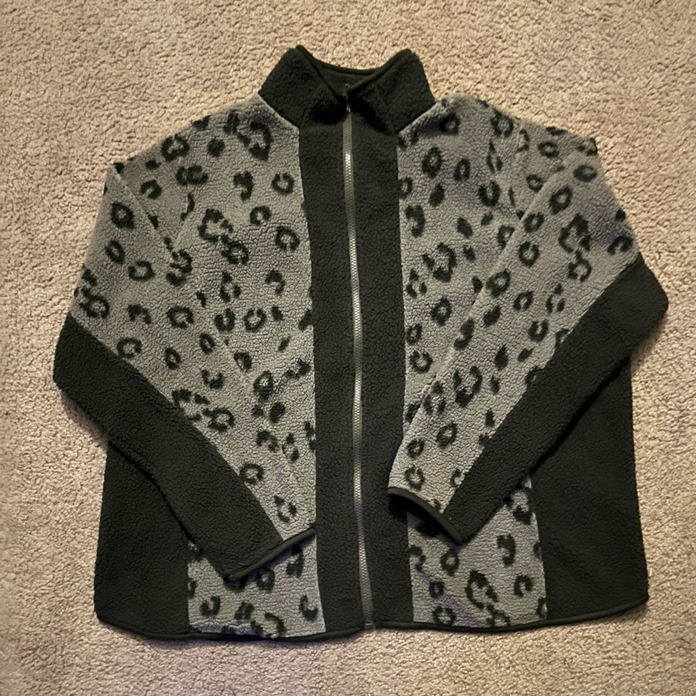 Como Blu Women's Printed Faux Baby Sherpa
Zip Jacket